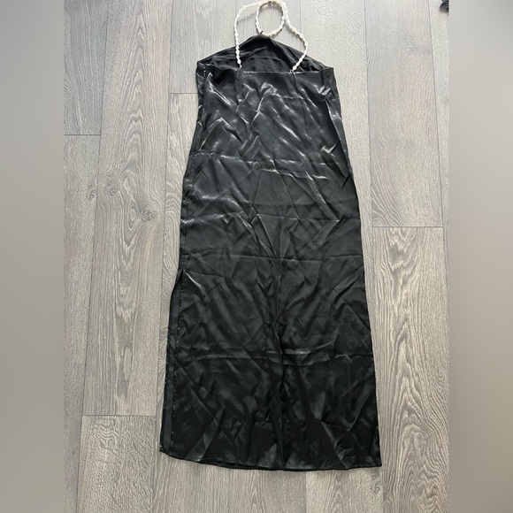 Long black satin dress, pearl detail neckline, H&M - Picture 5 of 6